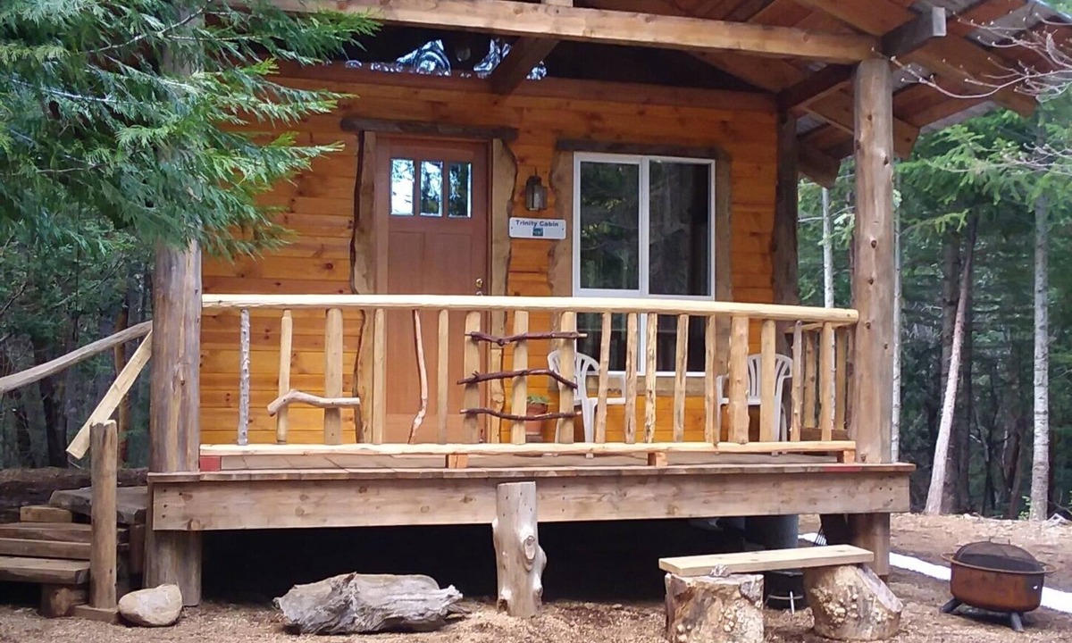Nevada City Cabin | Rustic wilderness cabin on 200-acre eco-preserve