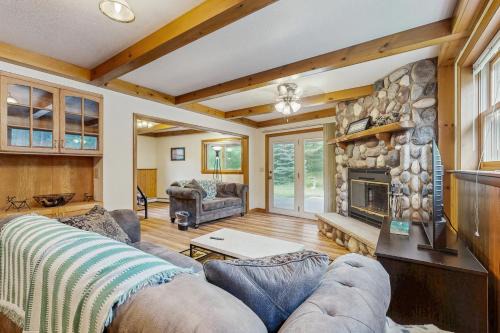 Friendship House | Rustic Woodland Retreat- Unit A