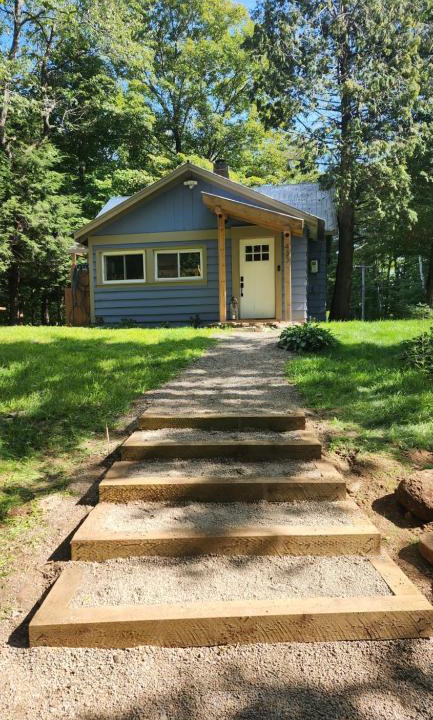 Lake Desolation House | Rustica Retreats Cottage