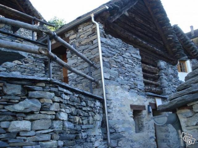 Brontallo Apartment | Rustico Aurora