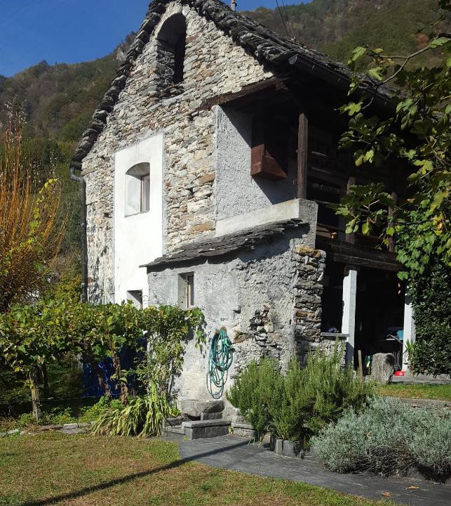 Maggia House | Rustico Pult