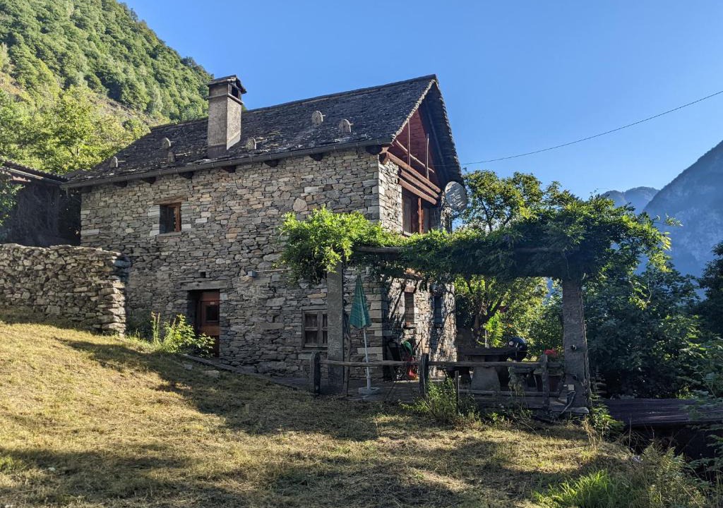 Linescio Ski Chalet | Rustico Tello