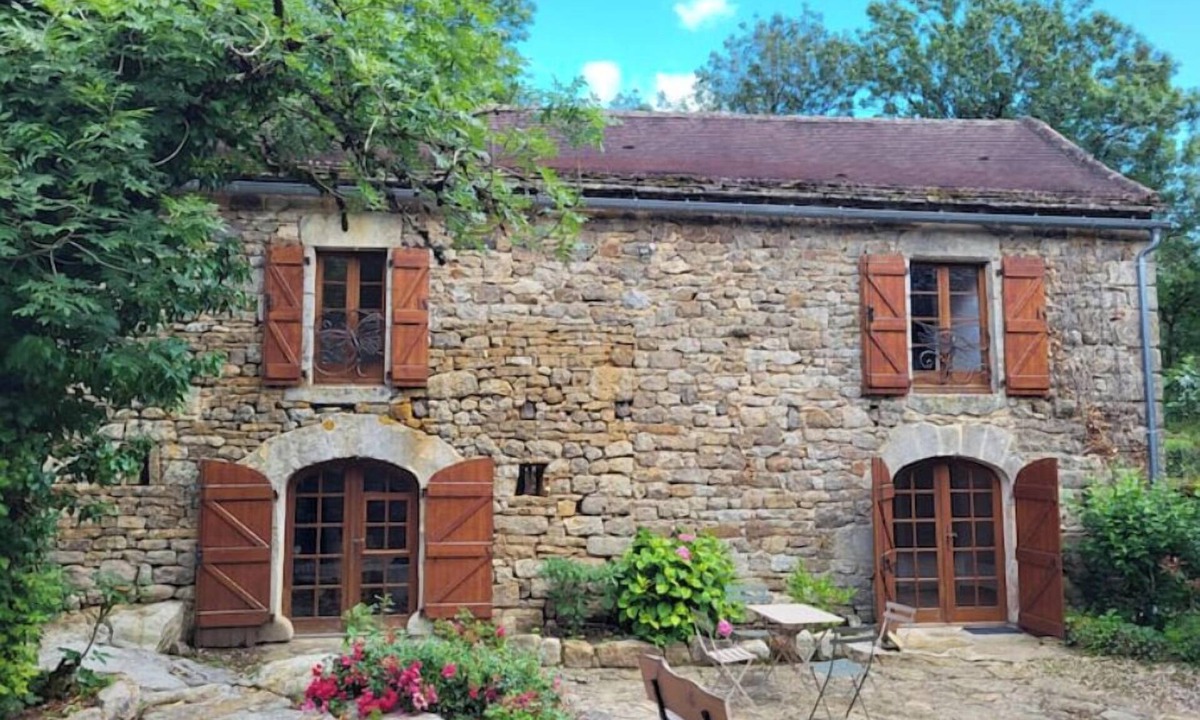 Villeneuve d'Aveyron Cottage | Rustig uniek gelegen vakantiehuis