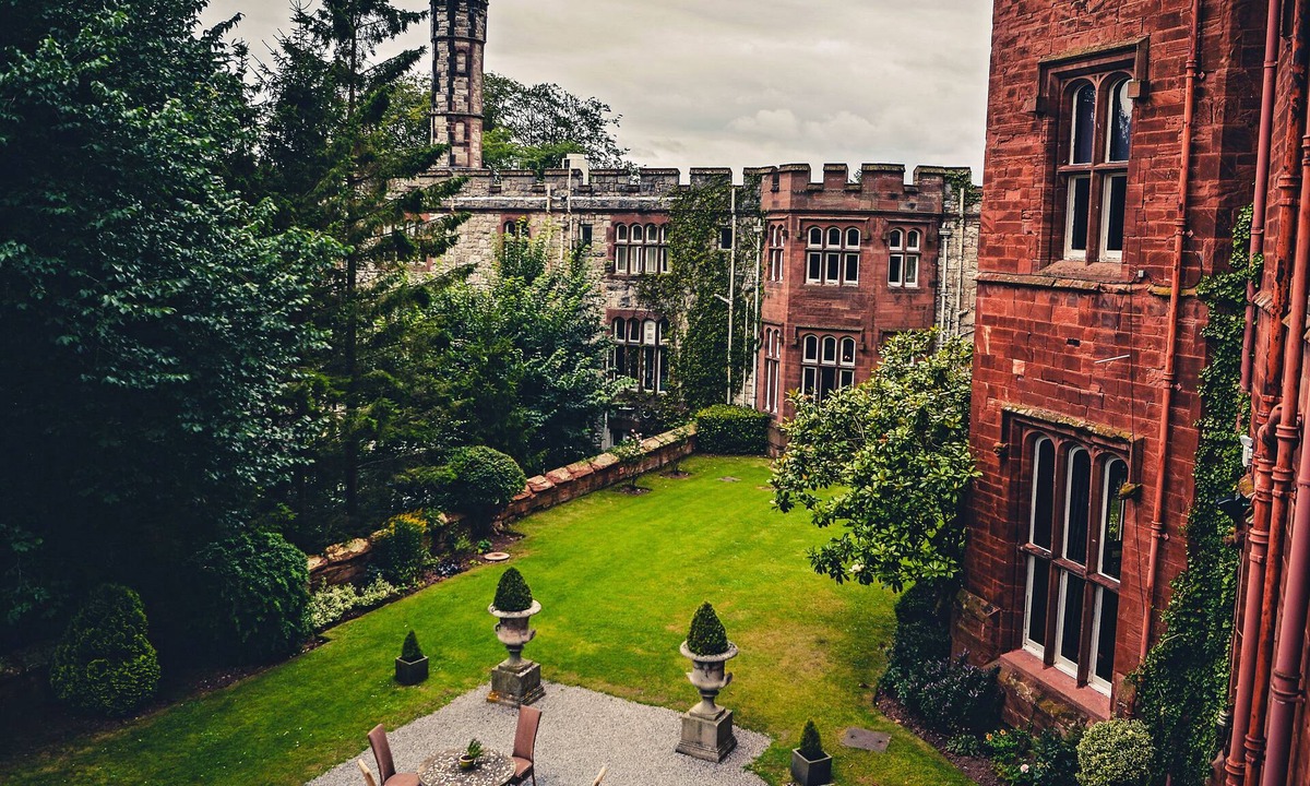 Ruthin Hotel | Ruthin Castle Hotel