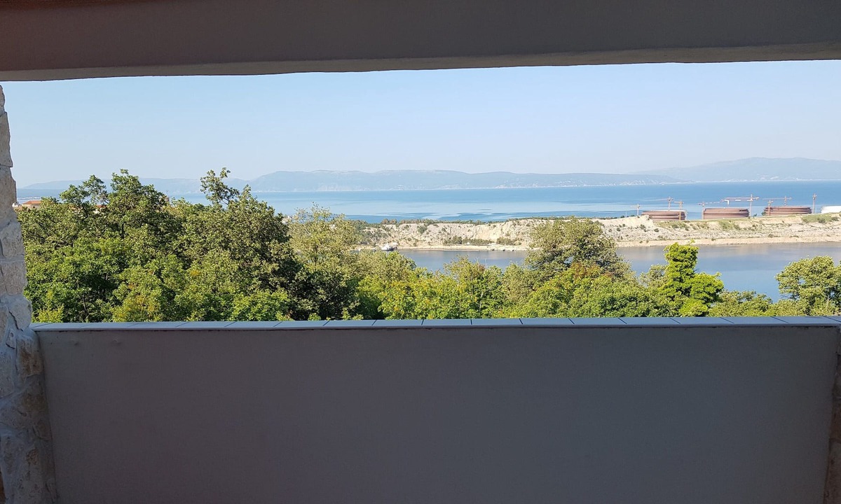 Omisalj Apartment | Ruza room with terrace and sea view