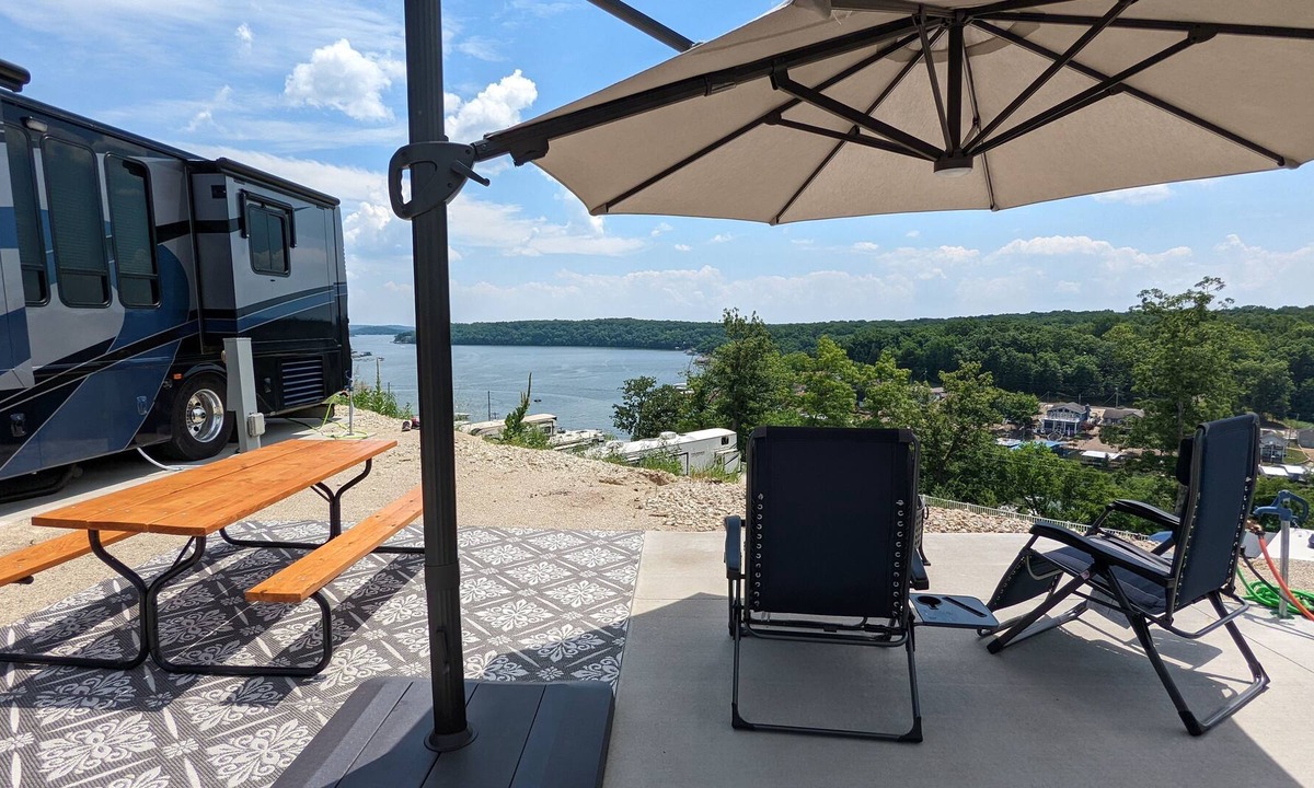 Gravois Mills House | RV+Golf Cart Resort Camping Experience