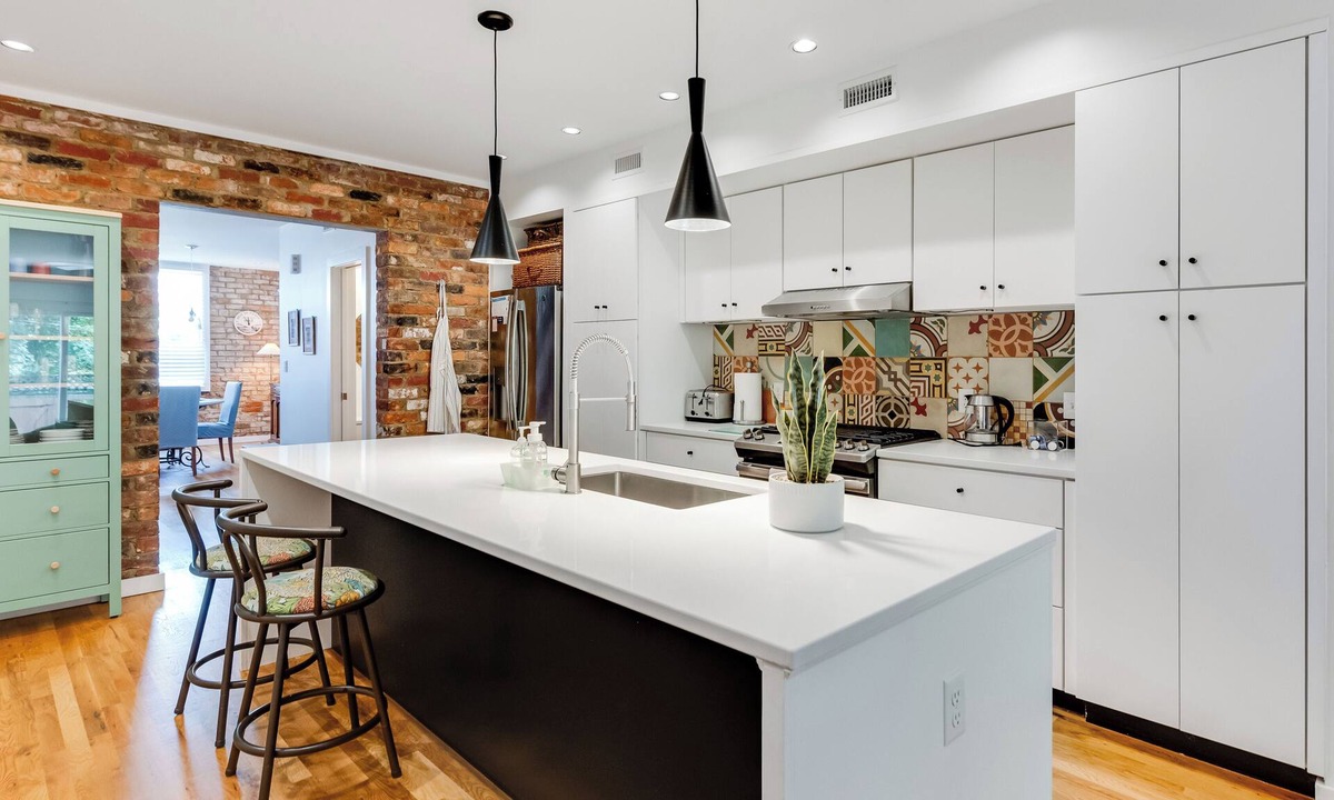 Church Hill House | RVA Overlook | Modern 3BR with City Views