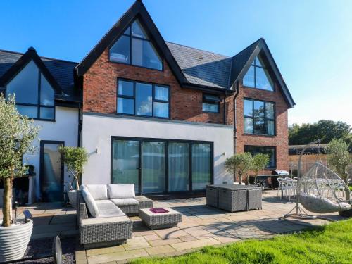 Willaston House | Rye Croft
