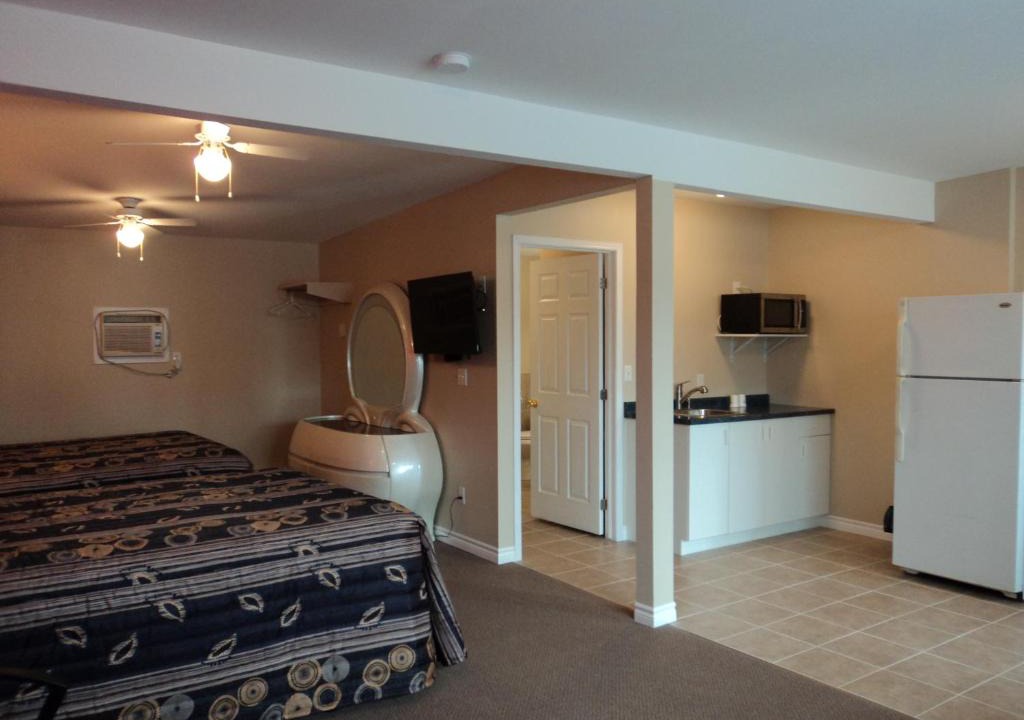 Ruthven Hotel | Rymal's Motel