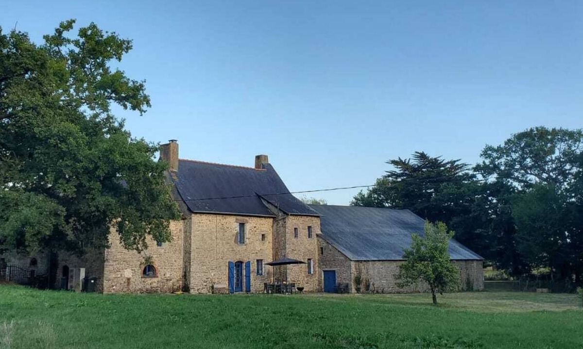 Crevin House | Séjour à la Campagne