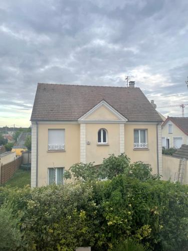 Bezons House | Séjour à Paris
