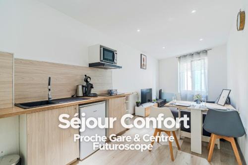 Chatellerault Apartment | Séjour Confort - Proche Gare & Centre - Futuroscope 1