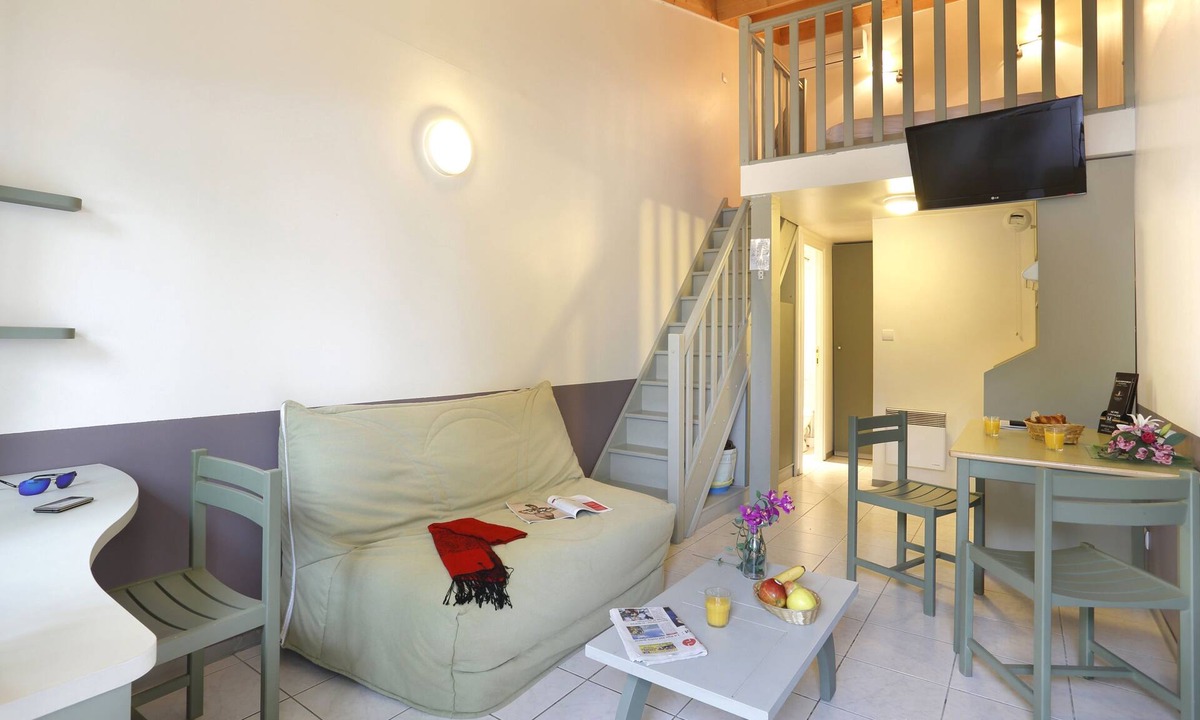 Merville Apartment | Séjour calme près de l’Aéroport | Parking + wifi