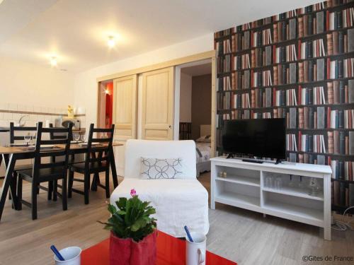 Segrie-Fontaine Apartment | Séjour littéraire en Suisse Normande avec WIFI - FR-1-497-93