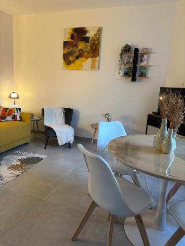Vouvray House | Séjour vigne et château Vouvray - Maison terrasse