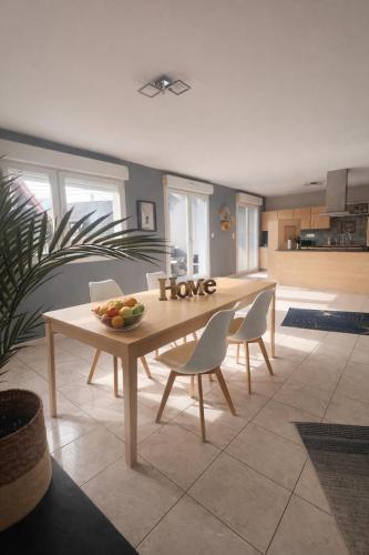Seltz House | Sérénité Alsacienne, Jardin & terrasse, clim