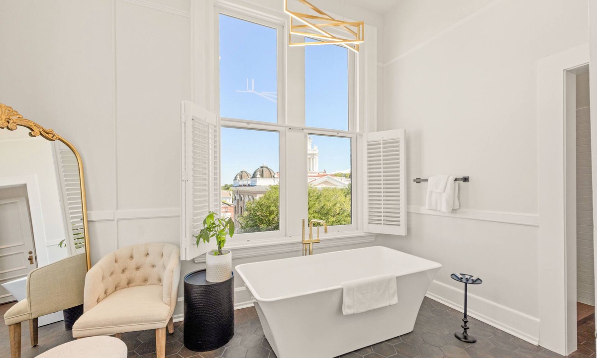 Valdosta House | S & K Suite at The Mckey