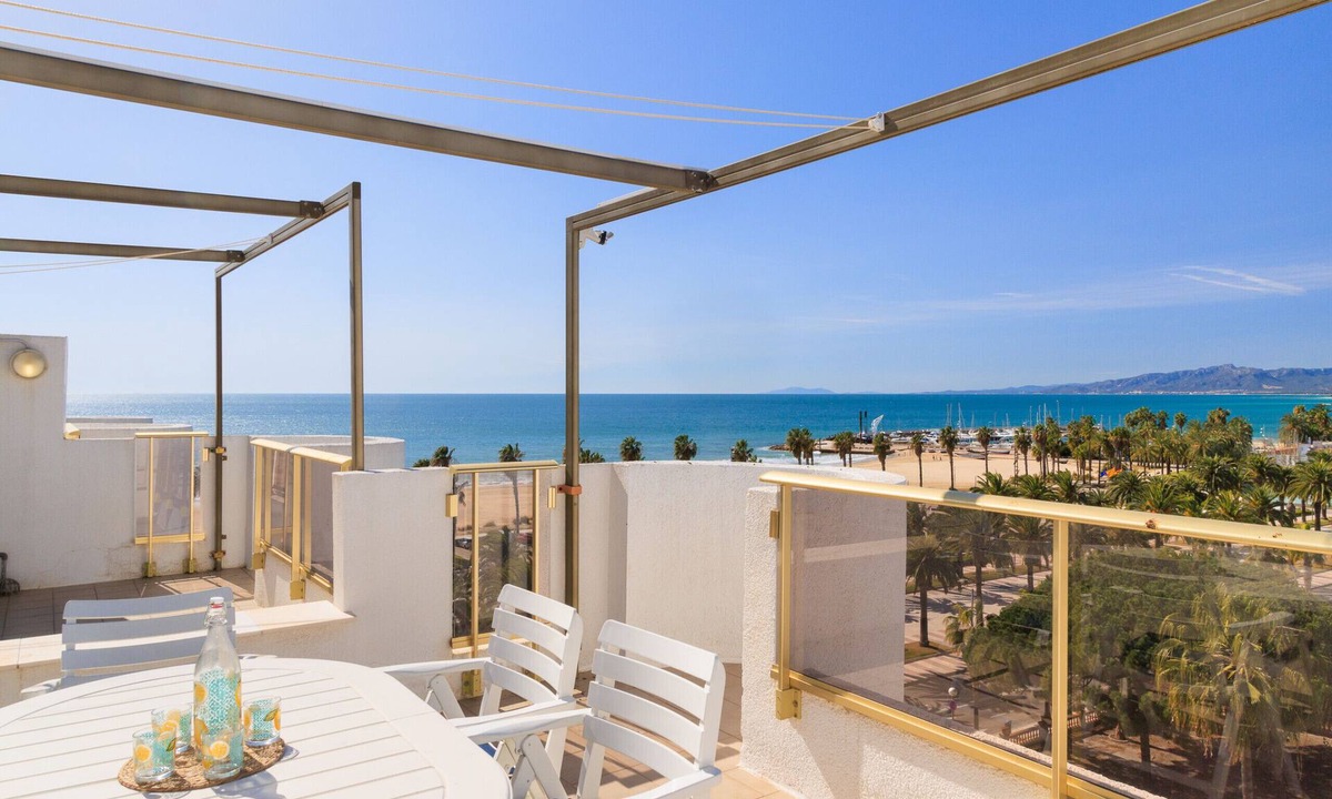 Salou City Centre Apartment | S205-032 UHC ACACIAS APARTMENTS SALOU