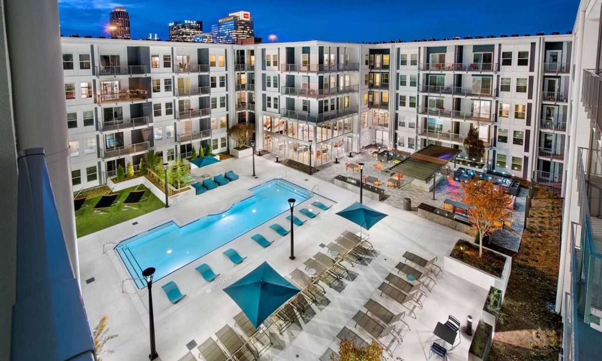Midtown Apartment | S2ba Modern 2-br Walkable in Midtown 1 Block From Marta