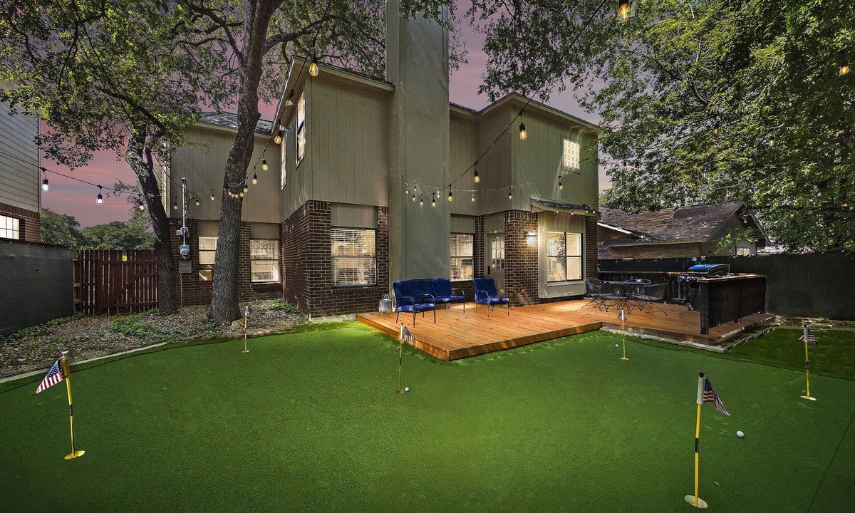 North San Antonio - SAT House | SA Golf Home Nr Six Flags | Wi-Fi | BBQ | Games