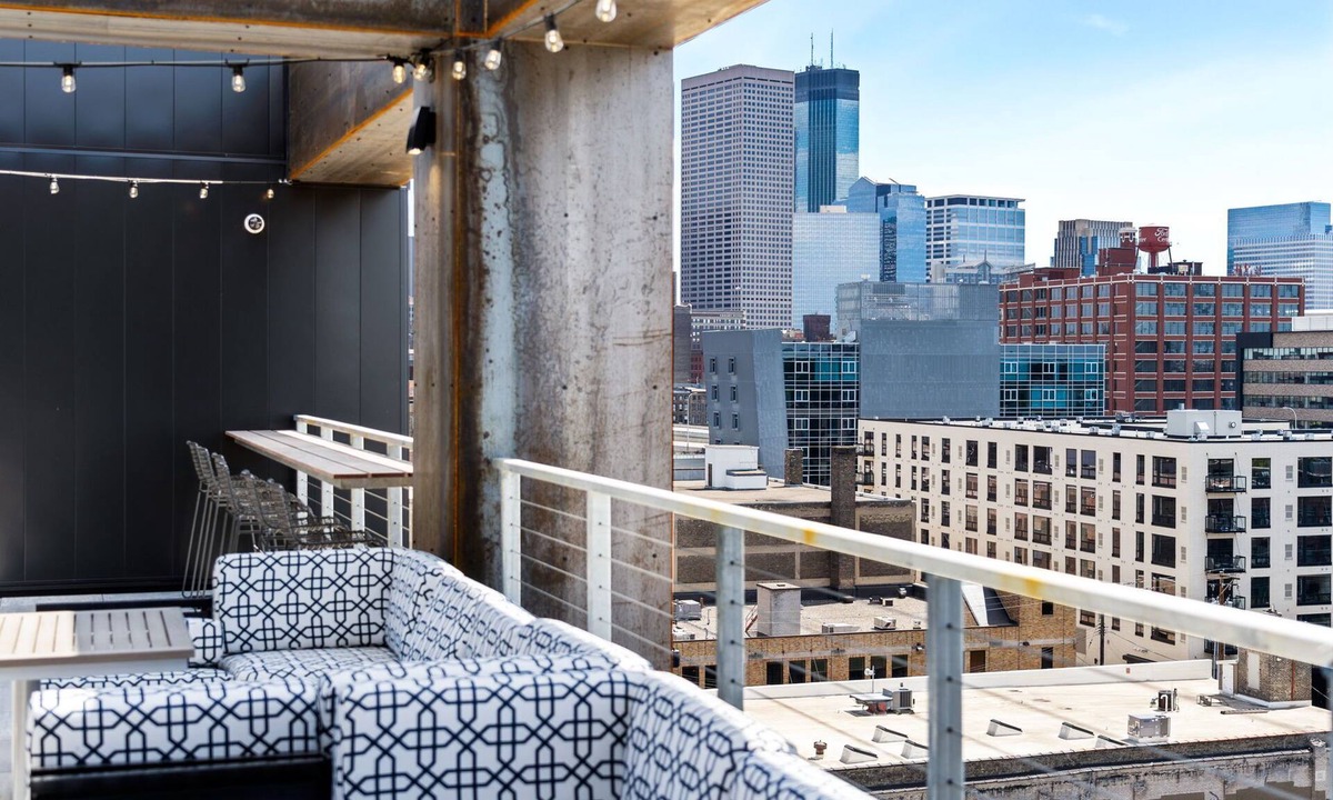 Warehouse District Apartment | Sable 801 - Alcove