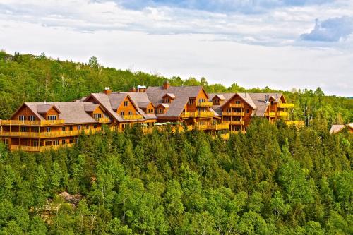 Saint-Alexis-des-Monts Hotel | Sacacomie Hôtel et Spa