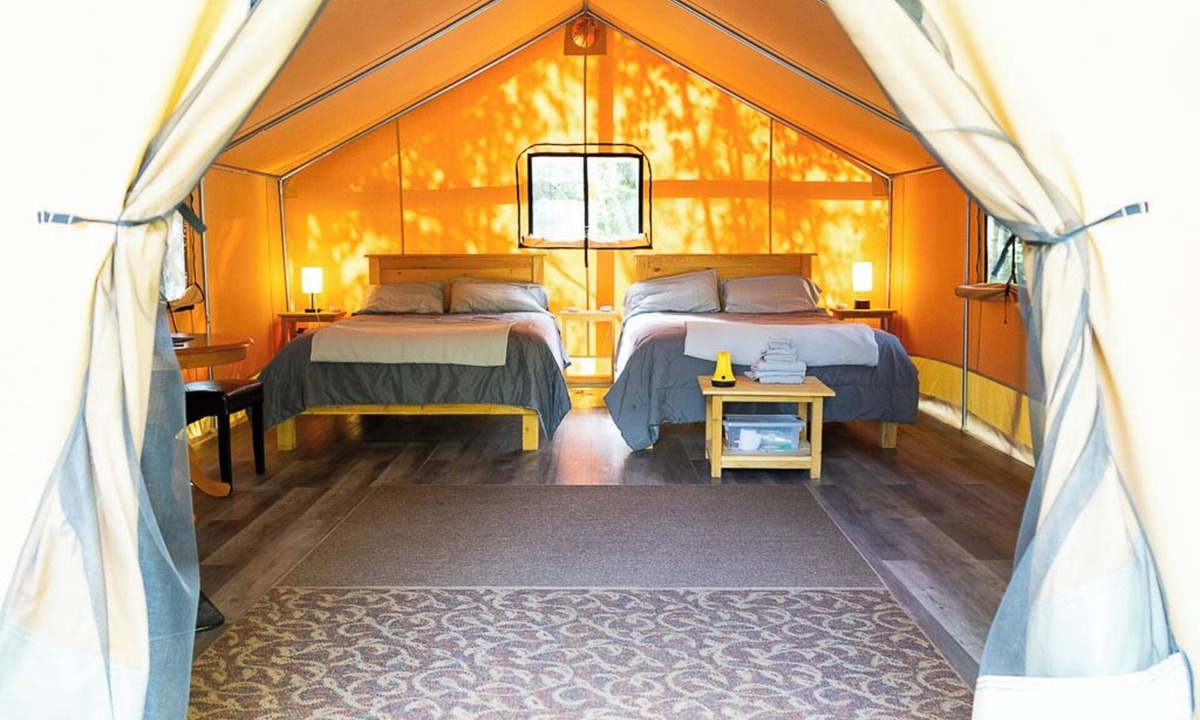 Saint Patrick RV Rental | Safari Glamping Tent | Forest Retreat & Hot Tubs!