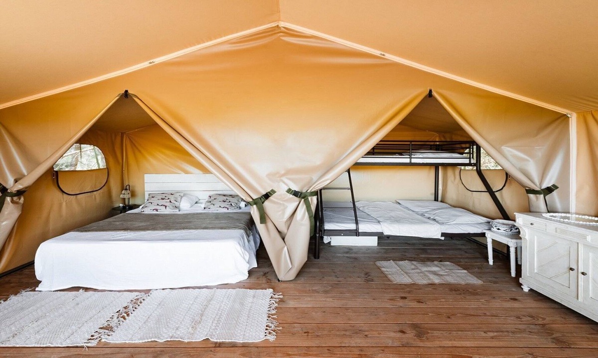 Meze Ski Chalet | Safari Tent for 5 persons