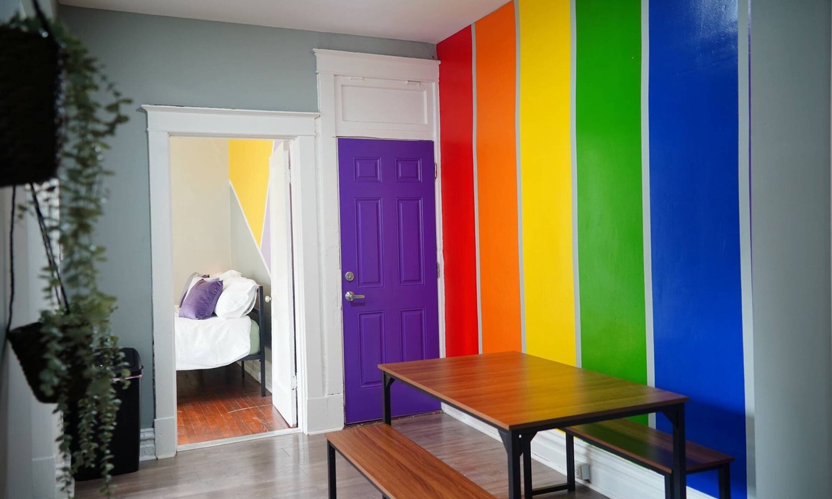 St. Louis Apartment | Safe and private apt-Near Forest Park-Free parking