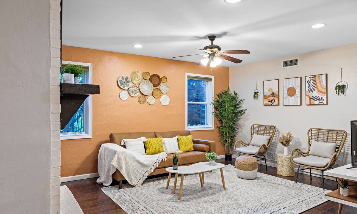 Loring Heights Apartment | Safe & cozy guest suite in Buckhead + free parking