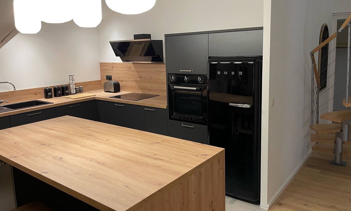 Valence Apartment | Safe Haven