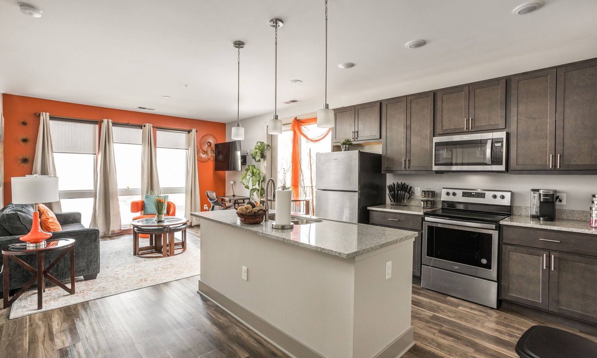 Broad Ripple Apartment | Safe secure place close to butler university and downtown