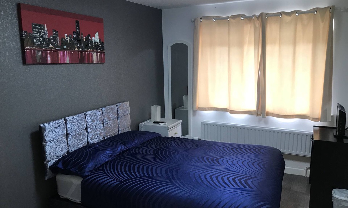 Northampton House | Sage House