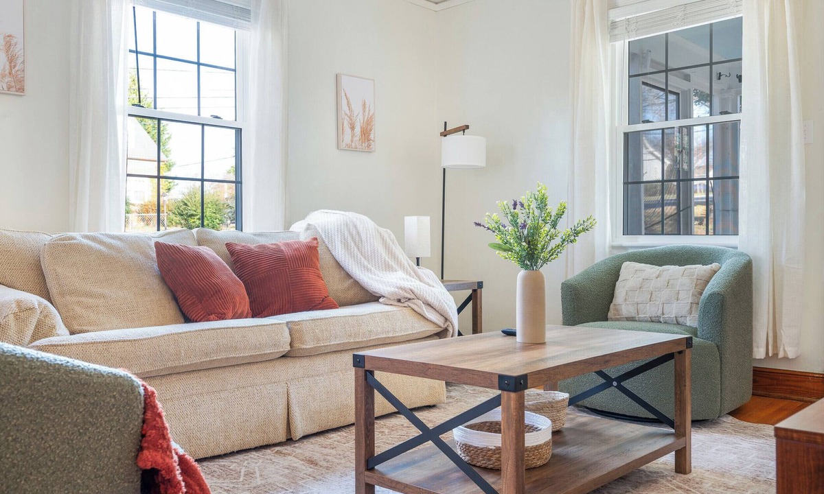 Lynchburg Cottage | Sage & Stone cottage-2BR near Downtown Lynchburg & LU