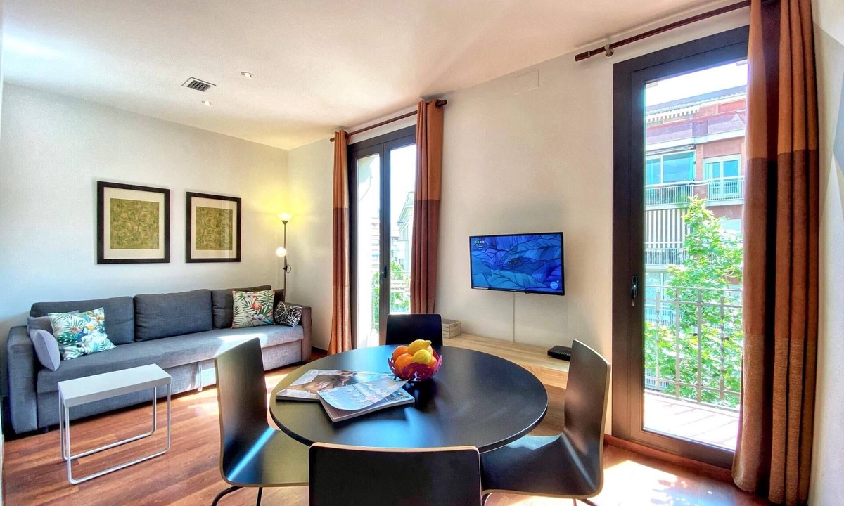 Barcelona Apartment | Sagrada Familia Apartment