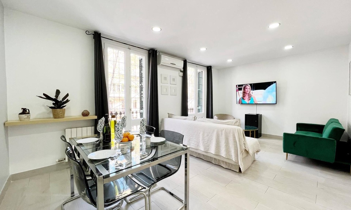 La Sagrada Familia Apartment | Sagrada Familia Gaudi