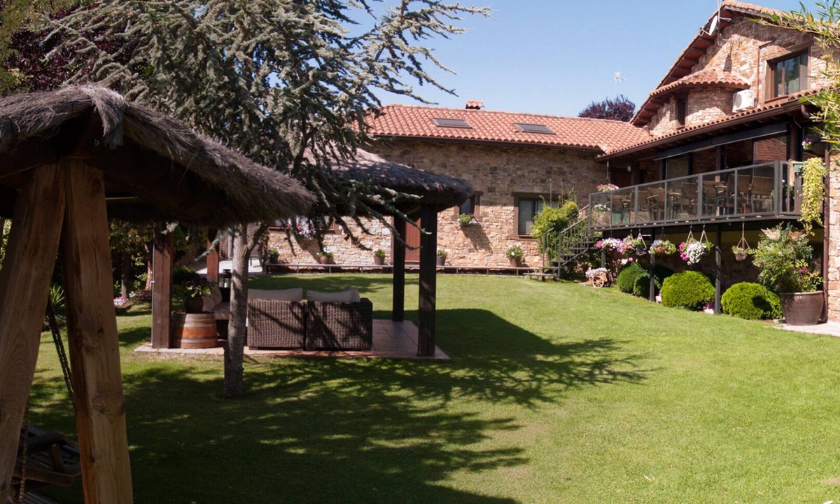 Manjiron Apartment | SAIKA Rural - Casa BREZO, for 2/3 people - Duplex