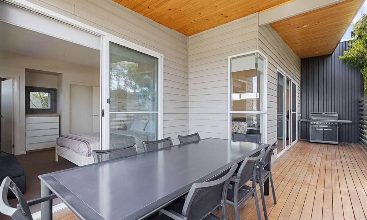 Inverloch House | Sail Away - Inlet Side