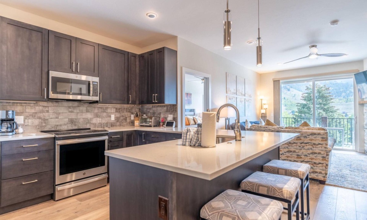 Dillon Condo | Sail Lofts by Summit County Mountain Retreats