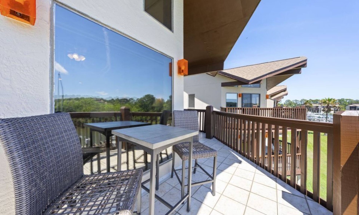 Gulf Shores Condo | Sailboat Bay 201 with Pool