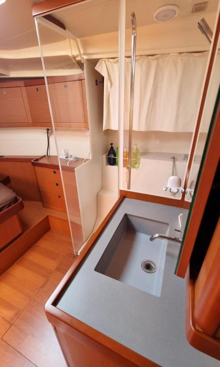 Bandar Puchong Jaya Boat Rental | Sailboat Overnight