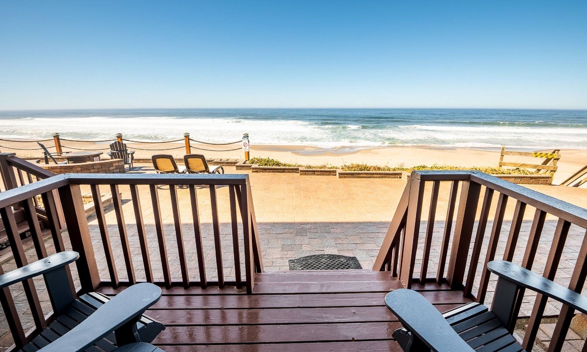Lincoln City Hotel | Sailor Jack's Oceanfront Inn