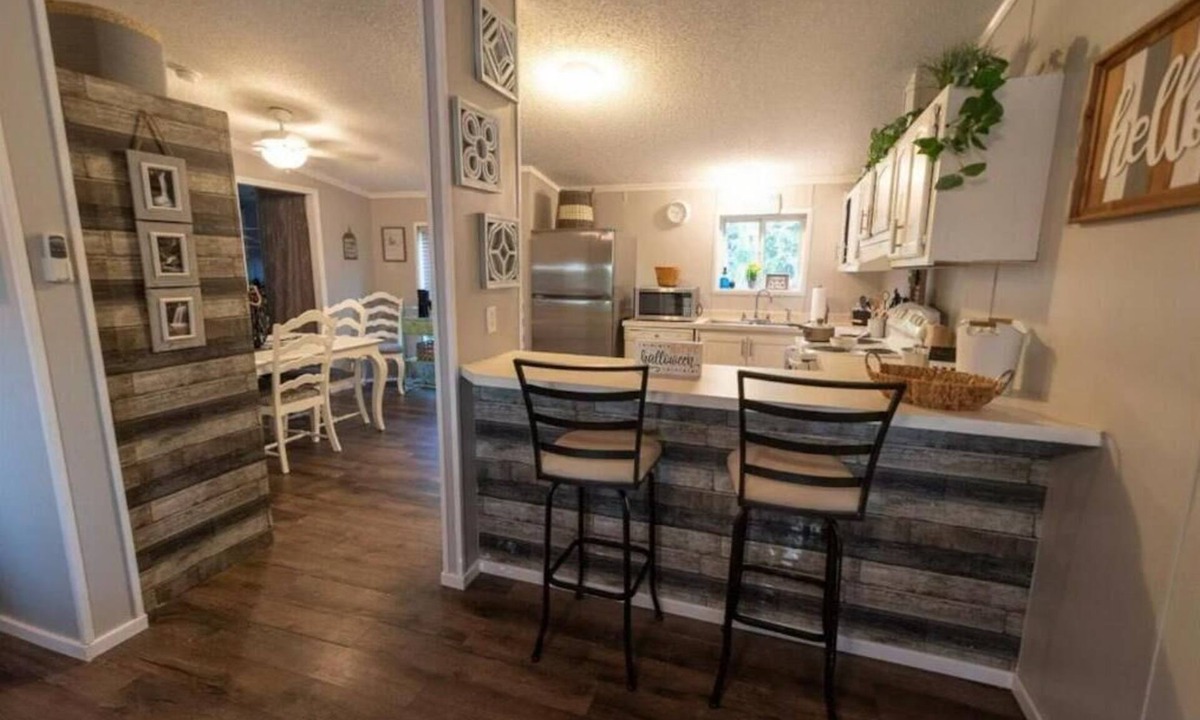 Marion House | Sailor’s Hideaway