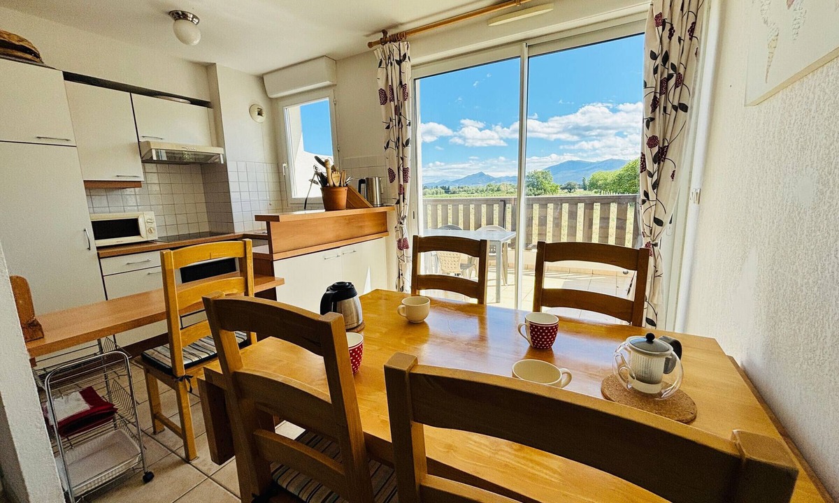 Saint-Cyprien Plage Apartment | Saint Cyprien - 2-Bedroom Apartment for 6 - Shared Pool, Terrace, Parking