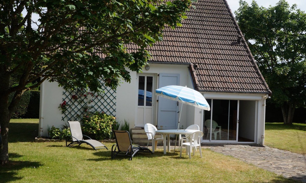 Saint-Germain-sur-Ay House | Saint-Germain Beach Bliss