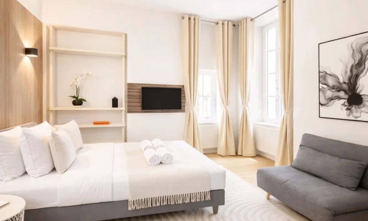 Saint-Thomas-d'Aquin Apartment | Saint Germain des Prés Deluxe studio Orsay Museum