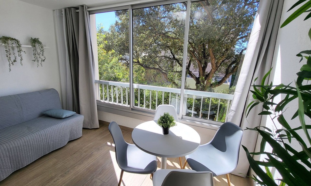 Saint-Mandrier-sur-Mer Apartment | Saint-mandrier/Pin-rolland Appartement T2 de 50 m2 à 2 min de la Plage