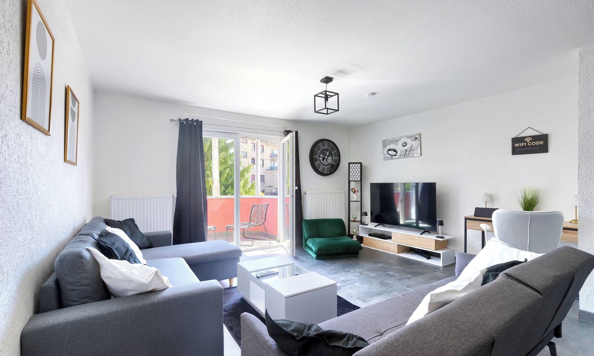 Stiring-Wendel Apartment | Saint Maurice Design Home