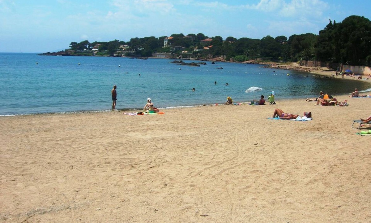 Boulouris-sur-Mer Apartment | Saint Raphael plage Peguiere