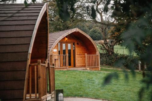 Crich Cabin | Saints' Meadow